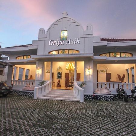 Griya Asih Hotell Yogyakarta Exteriör bild
