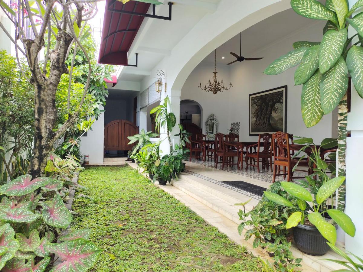 Griya Asih Hotell Yogyakarta Exteriör bild