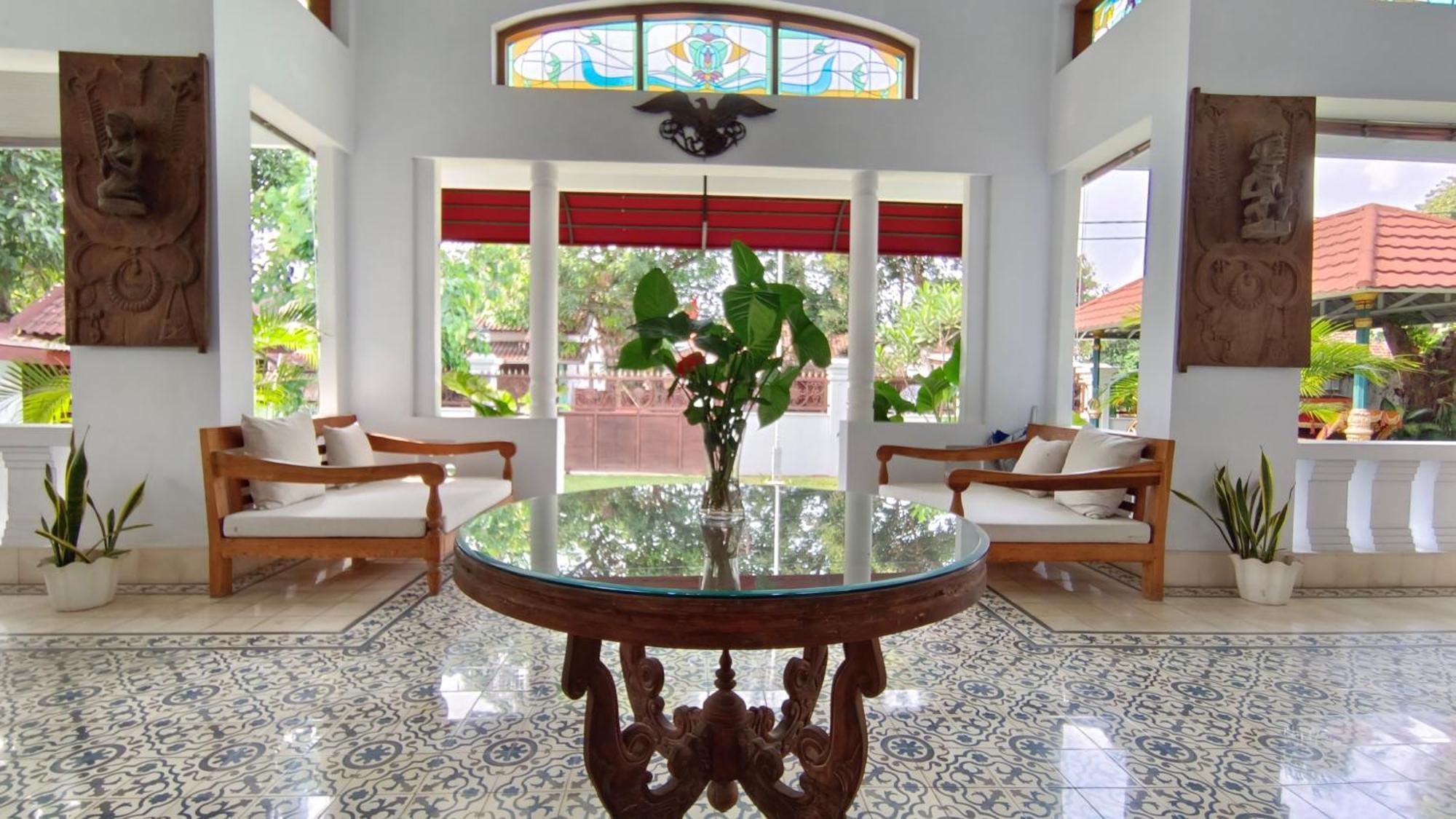 Griya Asih Hotell Yogyakarta Exteriör bild