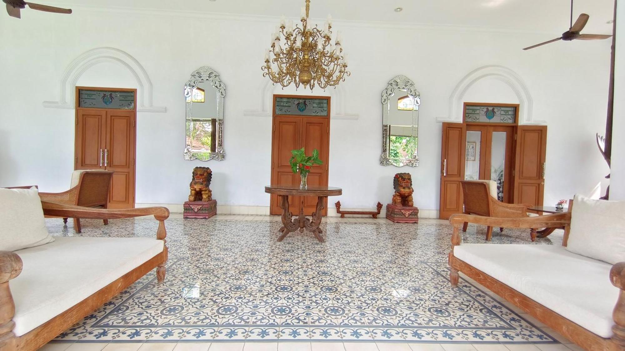Griya Asih Hotell Yogyakarta Exteriör bild