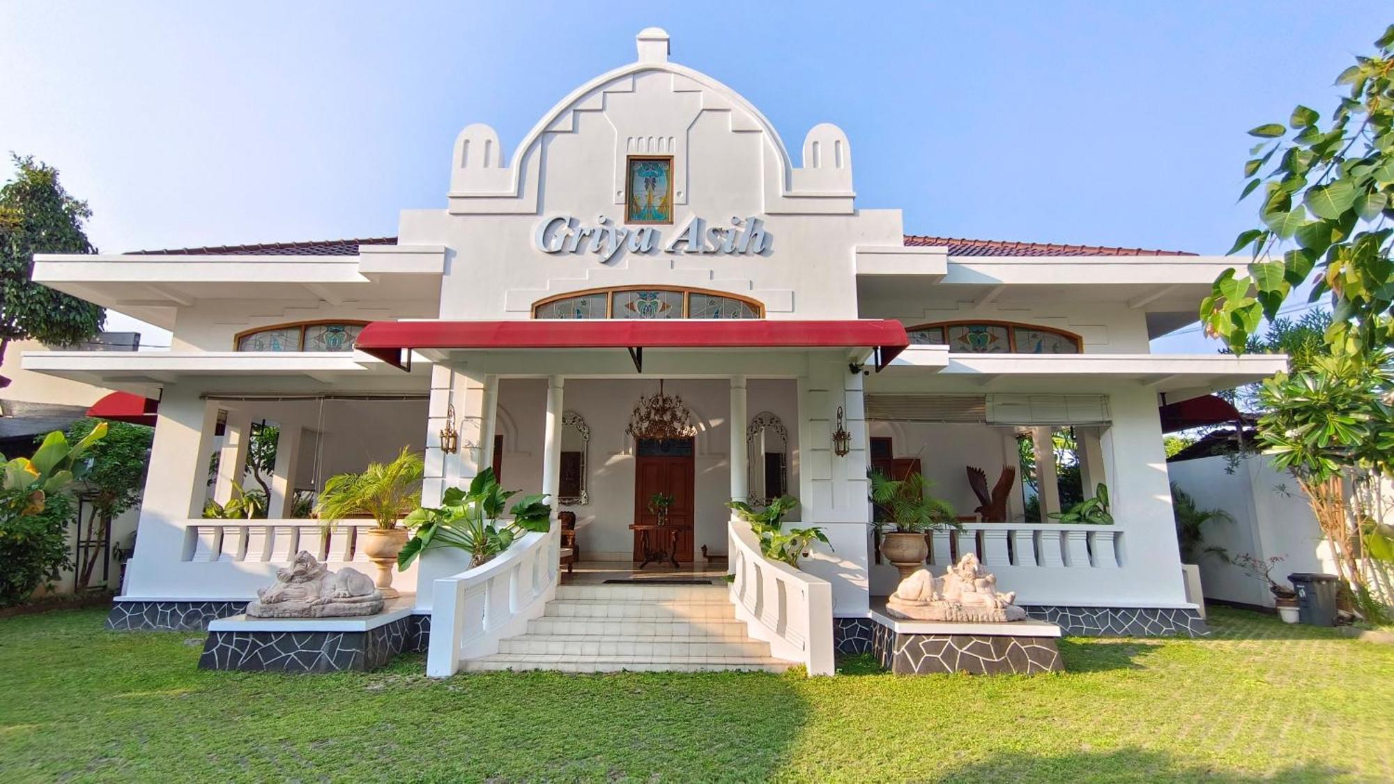 Griya Asih Hotell Yogyakarta Exteriör bild